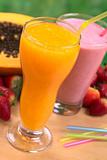 Papaya Juice and Strawberry Milkshake