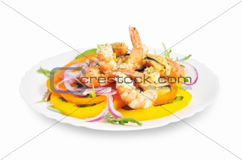 Salad with shrimp, mussels, bell peppers