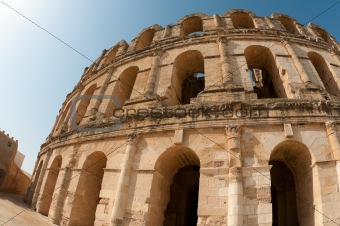 Tunisian Colosseum - dilapidated arches