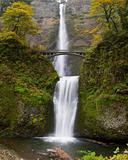 Multnomah Falls at Columbia River Gorge Oregon