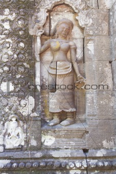 Design of graven image on pillar