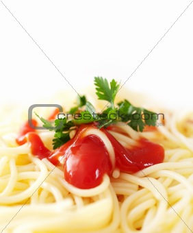 spaghetti with ketchup