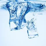 Blue water after ice cubes
