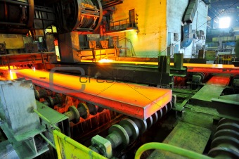 Gas cutting of the hot metal