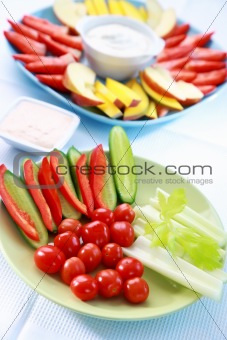 Raw vegetable and fruits with dip