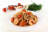 Spaghetti with shrimp and dill