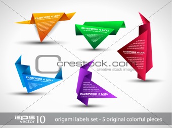 Origami triangle style speech Banner . 
