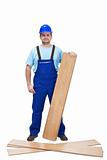 Worker with laminate flooring