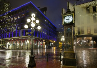 Gastown Steam Clock on a Rainy Night
