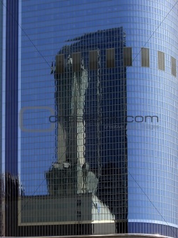 Los Angeles - Reflection on skyscraper