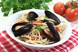 cooked Spaghetti with mussels