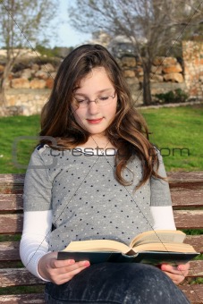 girl  reading a book