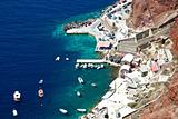 Port of Santorini.