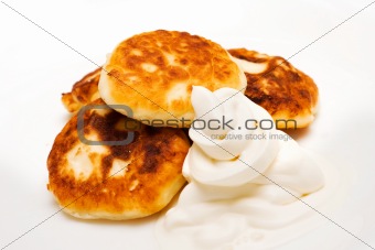 Pancakes with cream