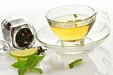 green tea with lemon and mint 