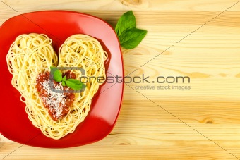 I love Pasta / Spaghetti on a plate and wooden table  / Heart Sh