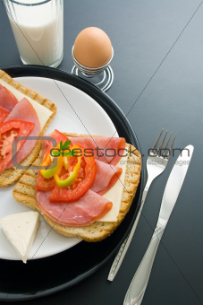 	Breakfast