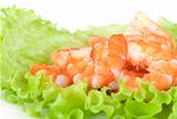 Green salad with shrimps 