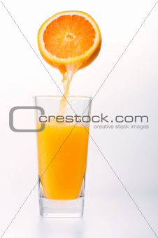 Juice to pour from orange