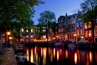 Amsterdam channels at night