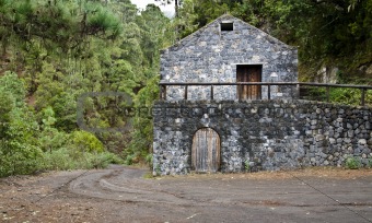Hermit house