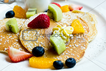 Pancake with fresh fruit