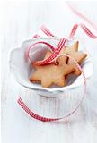 Gingerbread cookies with check ribbon