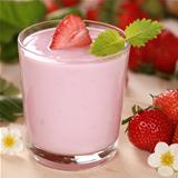 Yogurt with fresh strawberries