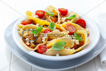Pasta with vegetable stew