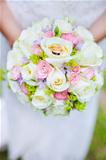 rings on wedding bouquet