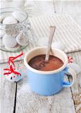 Hot chocolate with cookies