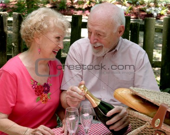 Picnic Seniors - Loving Gaze