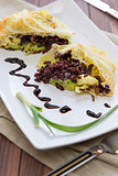 Roulade of cabbage and black rice
