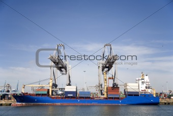Cranes and carriers 8