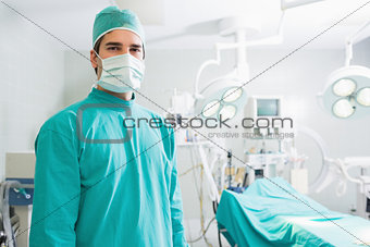 Surgeon standing in an operating theatre