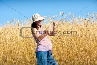 Examine the wheat