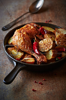 Oven-baked chicken with vegetables