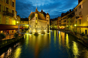 Annecy at night