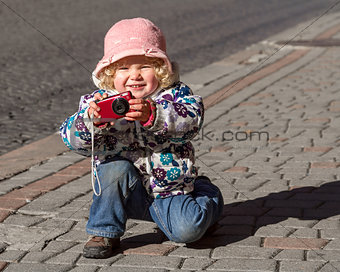 the little girl-photographer