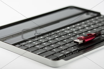 Keyboard with usb flash