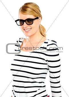 Beautiful fashion woman wearing sunglasses