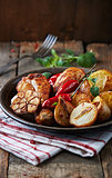 Oven-baked chicken with vegetables