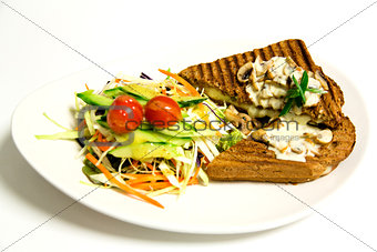 Grilled sandwich with salad and mushroom mayonnaise