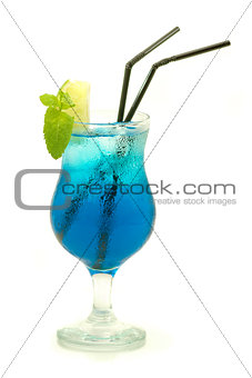 blue cocktail with lime and mint