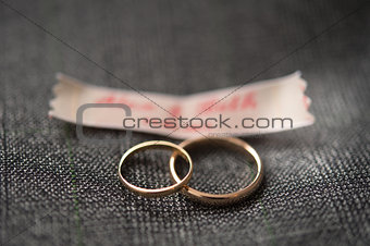 macro photo of wedding rings