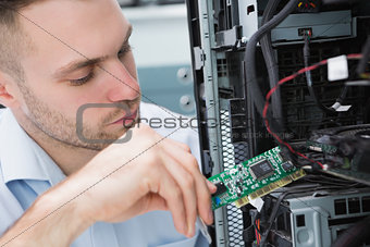 Young it professional fixing computer problem