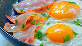 fried egg with bacon