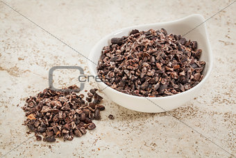 raw cacao nibs