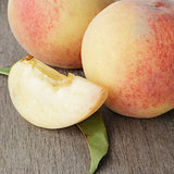 fresh peaches with lobule