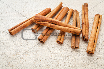 cinnamon sticks 